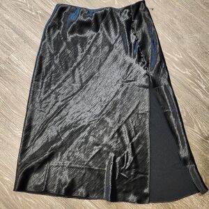 Victoria's Secret Black Side Slit Button‎ Detail Satin Midi Skirt Size Large NWT